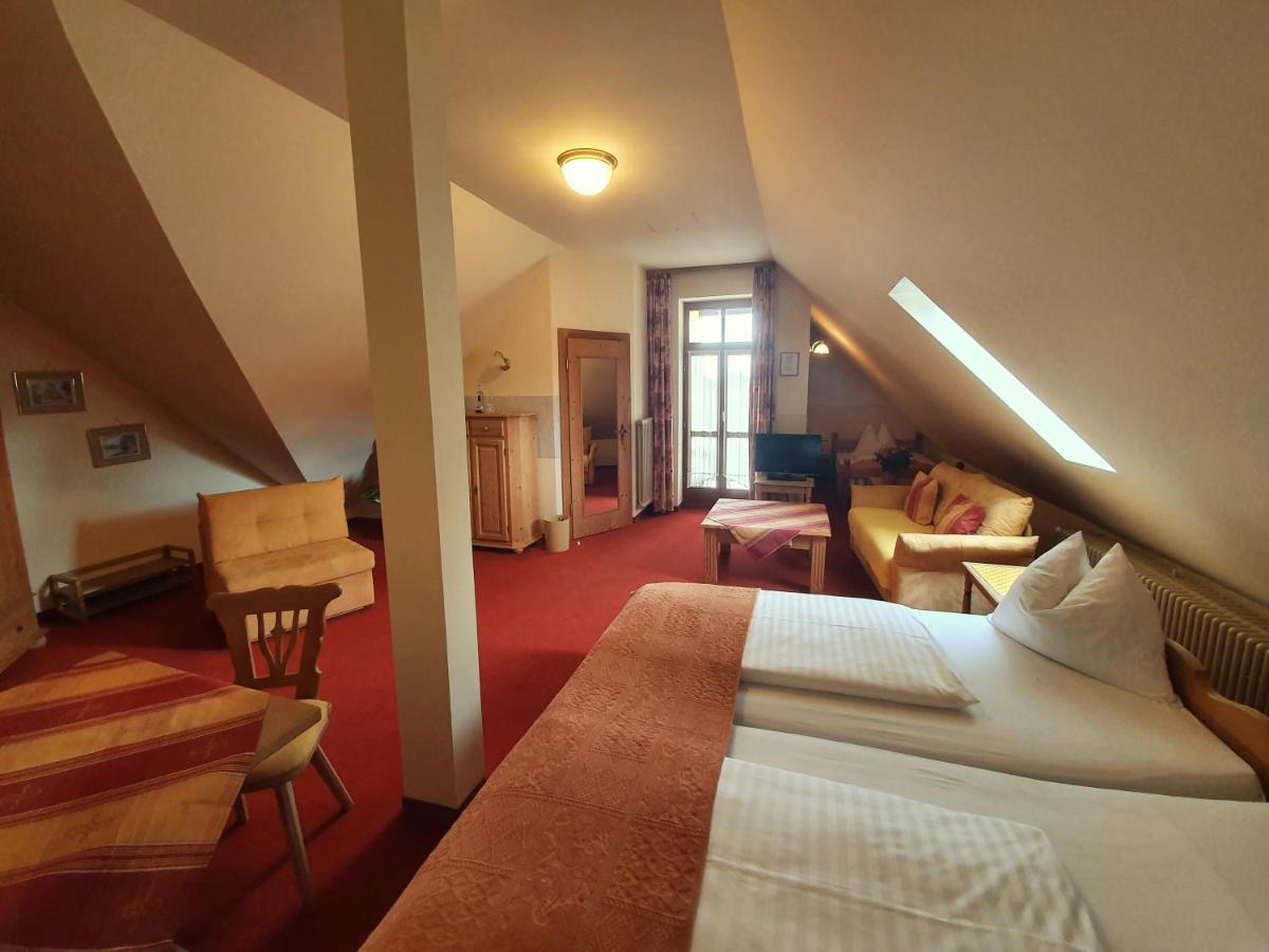 Hotel Hoyacker Hof ガルヒング・バイ・ミュンヘン エクステリア 写真